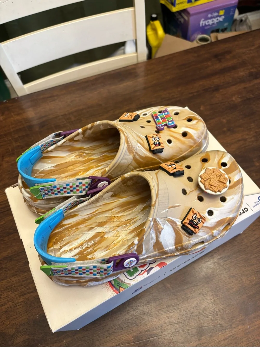 Crocs x Cinnamon Toast Crunch General Mills Classic Clog M11 W13 w/ Box READ